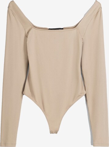 Shirtbody Bershka en beige : devant