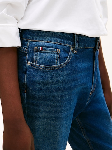 Slimfit Jeans 'NEW DOREEN' de la Tommy Hilfiger Curve pe albastru
