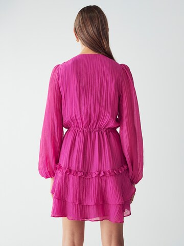 Robe de cocktail 'VILAS' Willa en rose : derrière