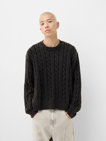 Bershka Sweater in Black: front