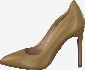 Tamaris Heart & Sole Pumps in Brown