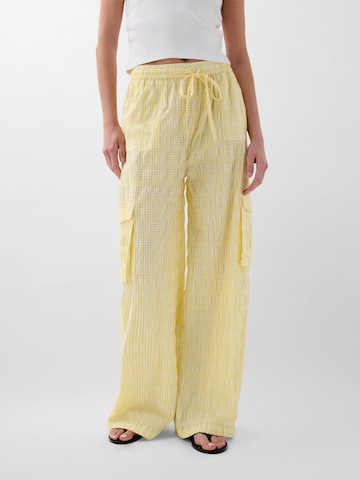 Regular Pantalon ' ' Scalpers en jaune