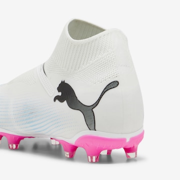 Ghete de fotbal 'Future 7 Match' de la PUMA pe alb