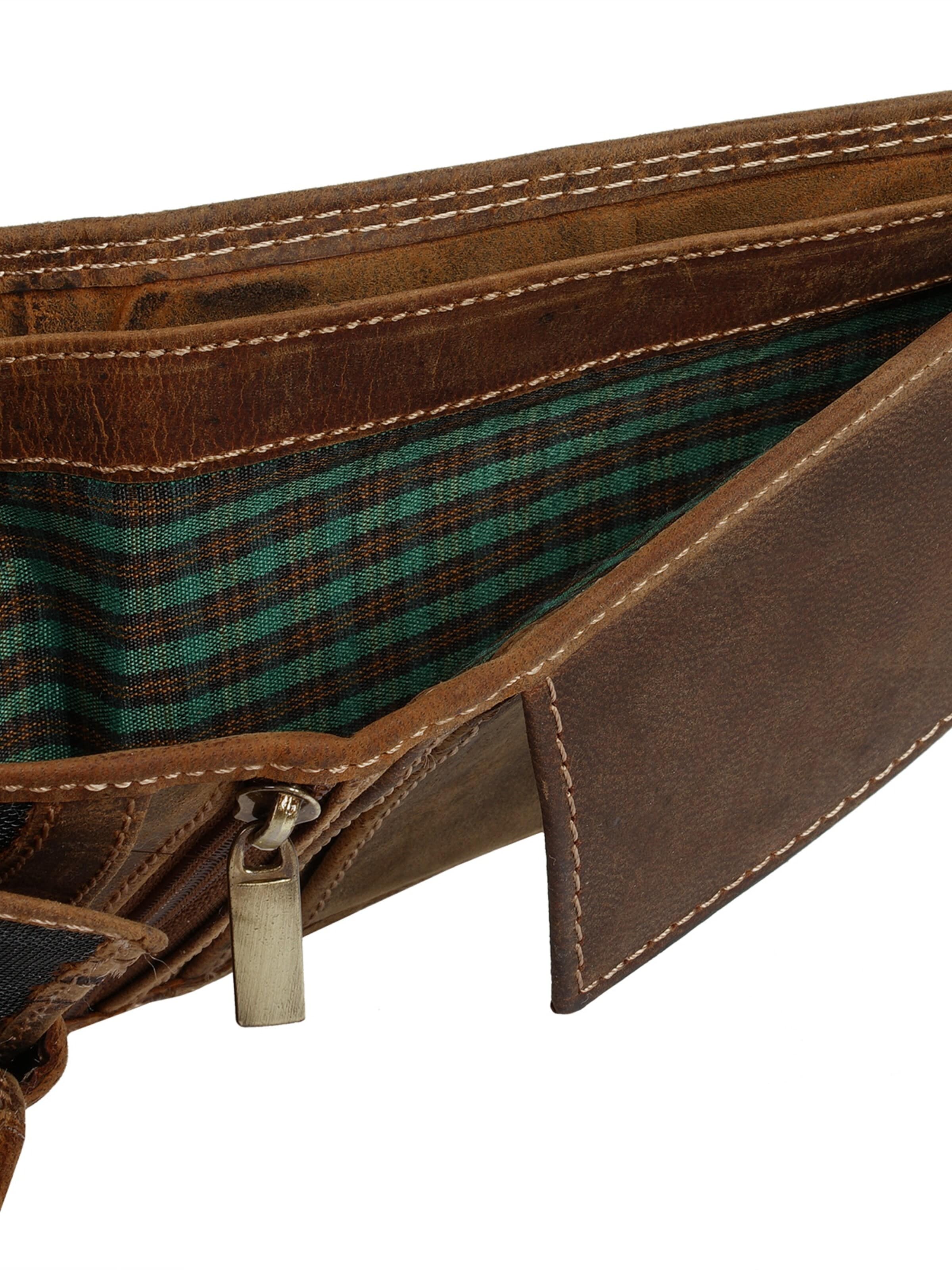 Bagan Wallet in Brown