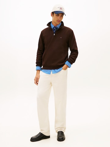 TOMMY HILFIGER Sweatshirt 'ESSENTIAL' in Brown