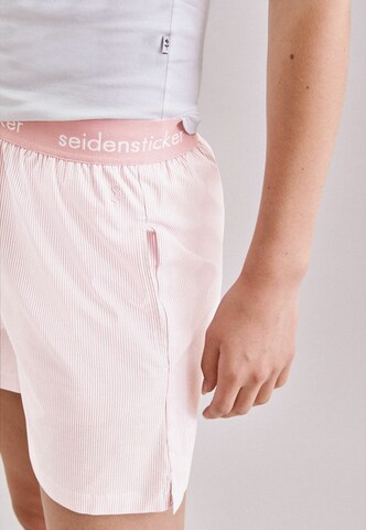 SEIDENSTICKER Korte pyjama 'Schwarze Rose' in Roze