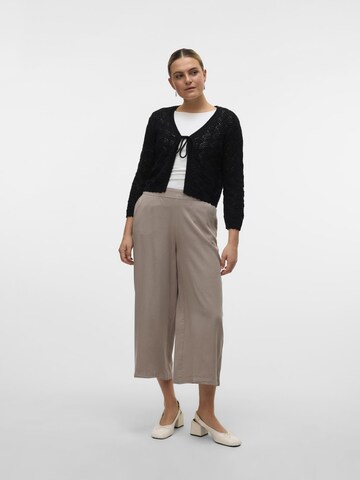 VERO MODA Strickjacke in Schwarz: Vorderseite