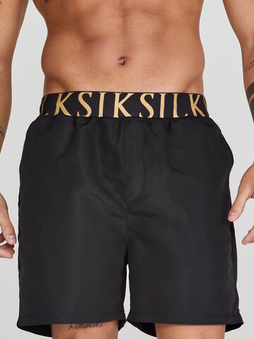 SikSilk Badeshorts in Schwarz