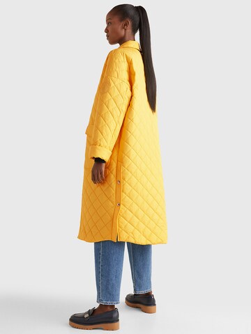 TOMMY HILFIGER Between-Seasons Coat in Yellow