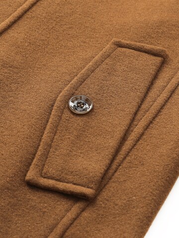 YOUTHUP Winter Coat 'Reverslinie' in Brown