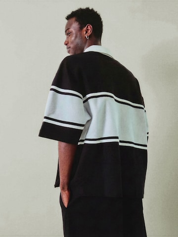 Bershka Paita 'ALL IN' värissä musta