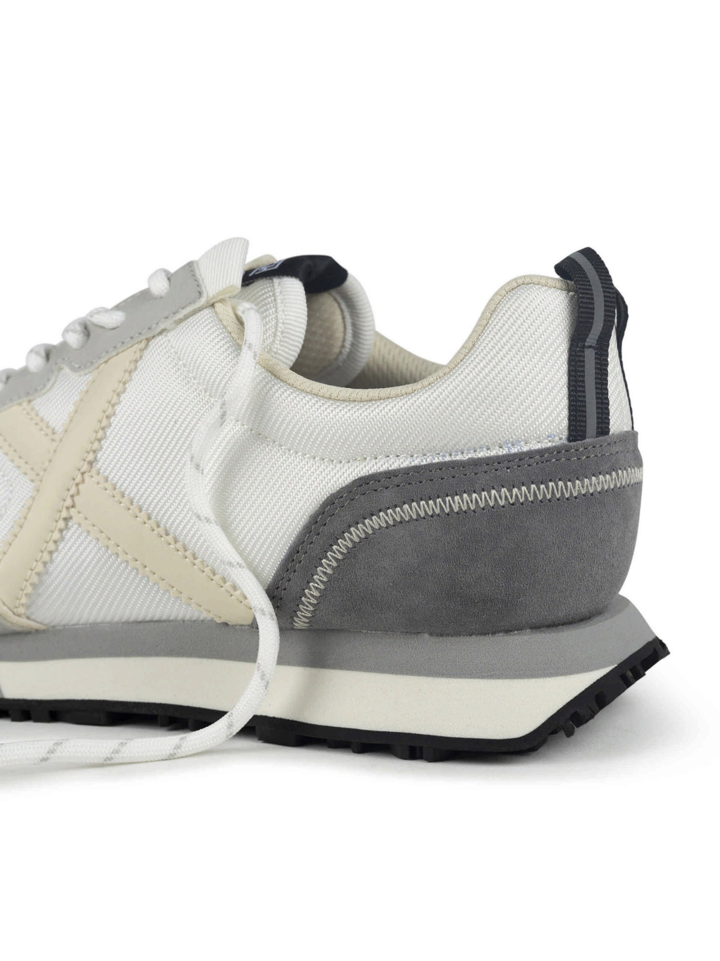 MUNICH Sneakersy niskie 'Next' w kolorze biały