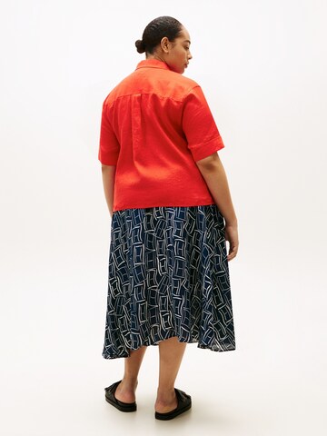 Camicia da donna 'ESS' di Tommy Hilfiger Curve in arancione