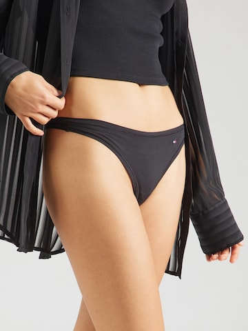 TOMMY HILFIGER String bugyik - fekete: elől