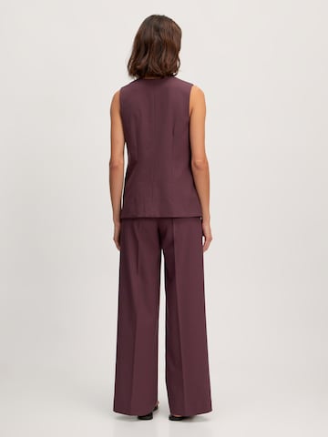 Gilet 'Vanessa' di EDITED in rosso