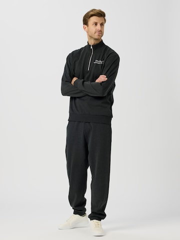 TWO SOON Sweatshirt in Black