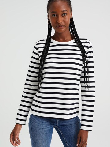 WE Fashion Shirt in Schwarz: Vorderseite