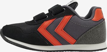 Hummel Σνίκερ 'Reflex Double Multi' σε μαύρο: μπροστά