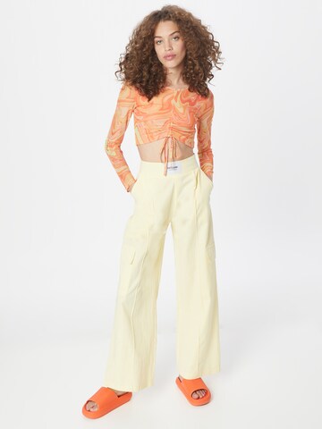 Wide leg Pantaloni de la Sixth June pe galben