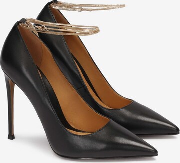 Kazar Pumps in Schwarz