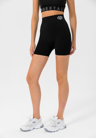 MOROTAI Skinny Sportshorts  'Naikan' in Schwarz