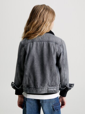 Veste mi-saison Calvin Klein Jeans en gris