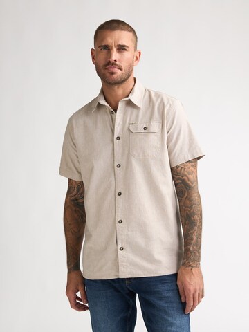 PETROL INDUSTRIES MEN Regular Fit Hemd‌‌‌‌‌‌‌ in Beige: Vorderseite