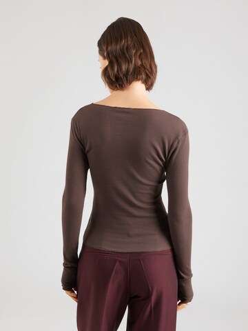 ABOUT YOU Shirt 'Marlies' in Braun