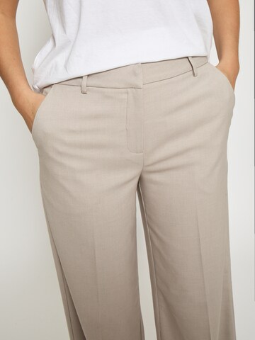 minus - regular Pantalón 'Elvera' en gris