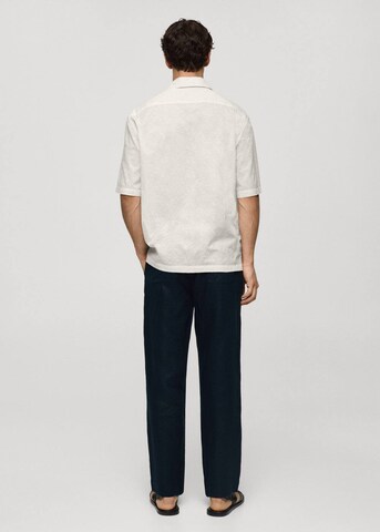 MANGO MAN Comfort Fit Skjorte i beige