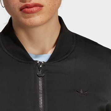 Veste mi-saison 'Premium Essentials' ADIDAS ORIGINALS en noir