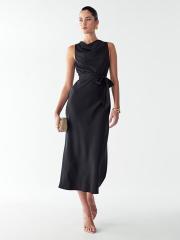 Rochie 'Reane' de la Willa pe negru