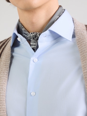 Coupe slim Chemise Michael Kors en bleu