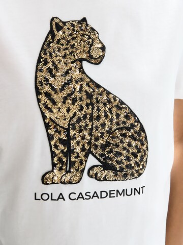 Lola Casademunt - Camiseta en blanco