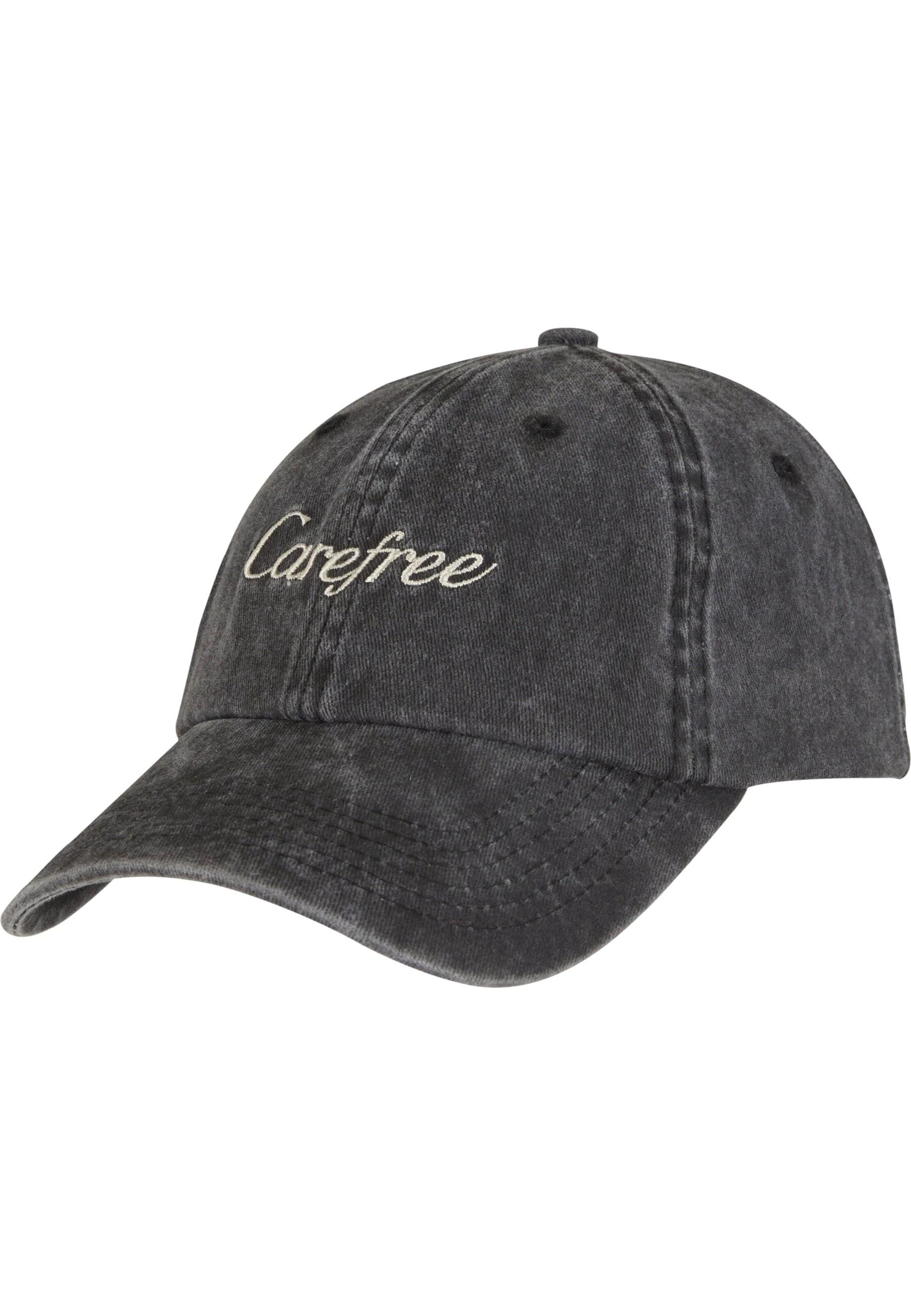 Pica Pica Cap in Black: front