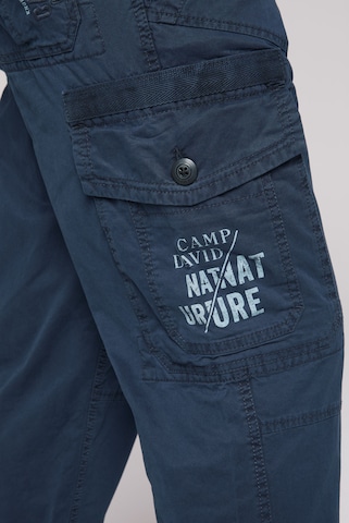 CAMP DAVID Loose fit Cargo Pants in Blue