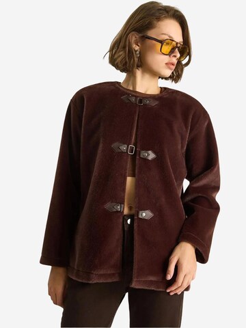 Bianco Lucci Tussenjas in Bruin: voorkant