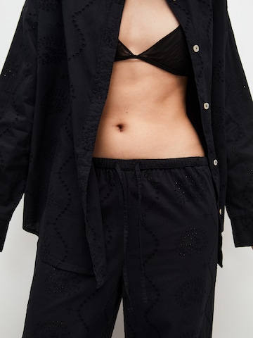 Pull&Bear Loose fit Pants in Black