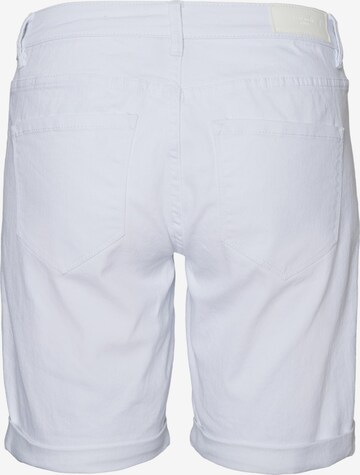 VERO MODA Slimfit Shorts 'Hot Seven' in Weiß