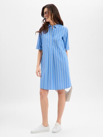 Marie Lund Blusenkleid in Blau