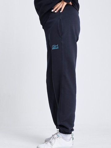 SPORTKIND Loose fit Workout Pants 'Jogginghose' in Black