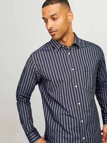 JACK & JONES Regular fit Button Up Shirt 'RDDLESNER' in Blue