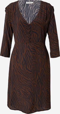 Robe-chemise System Action en marron : devant