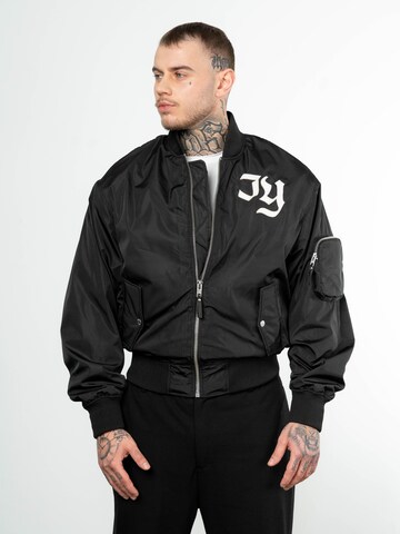 Veste mi-saison 'IYJulian' IYITO en noir