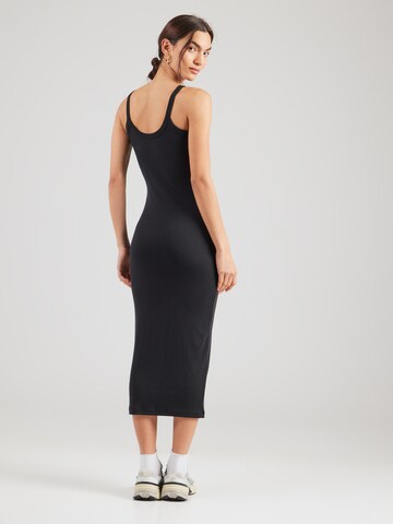 Robe 'CHLL' Nike Sportswear en noir