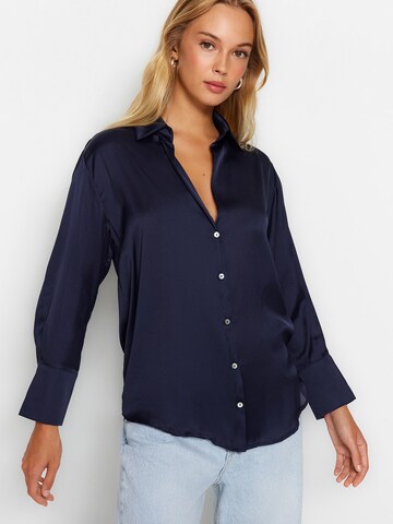 Trendyol Bluza | modra barva: sprednja stran