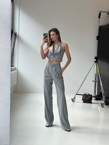 Loosefit Pantalon à pince 'Donia Tall' RÆRE by Lorena Rae en gris