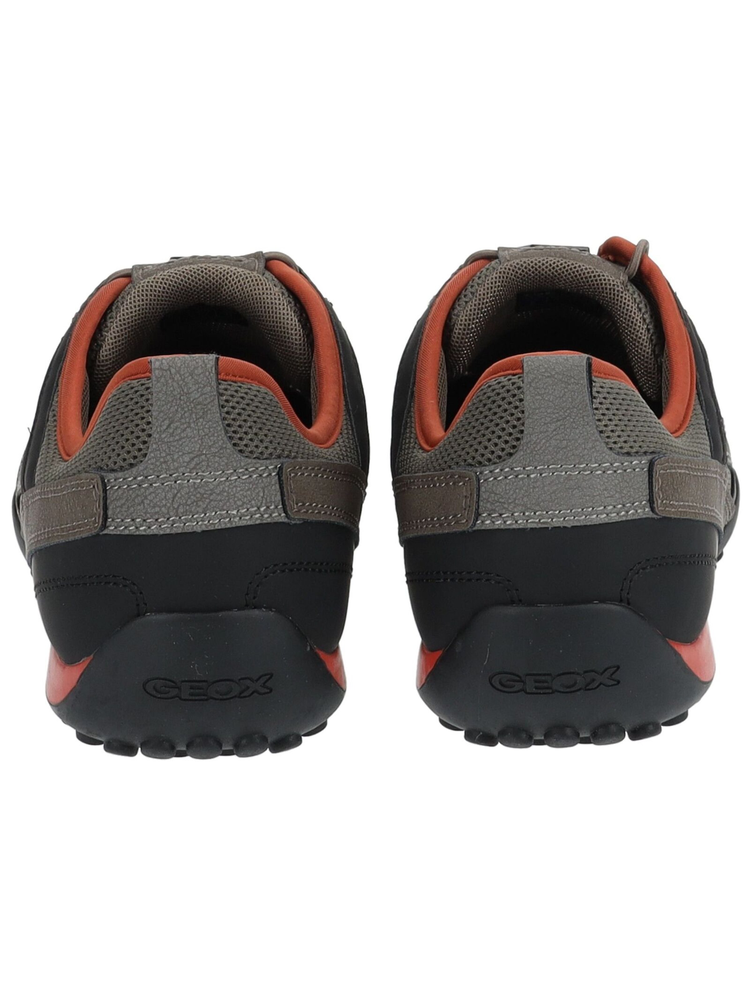 Scarpa stringata sportiva di GEOX in grigio