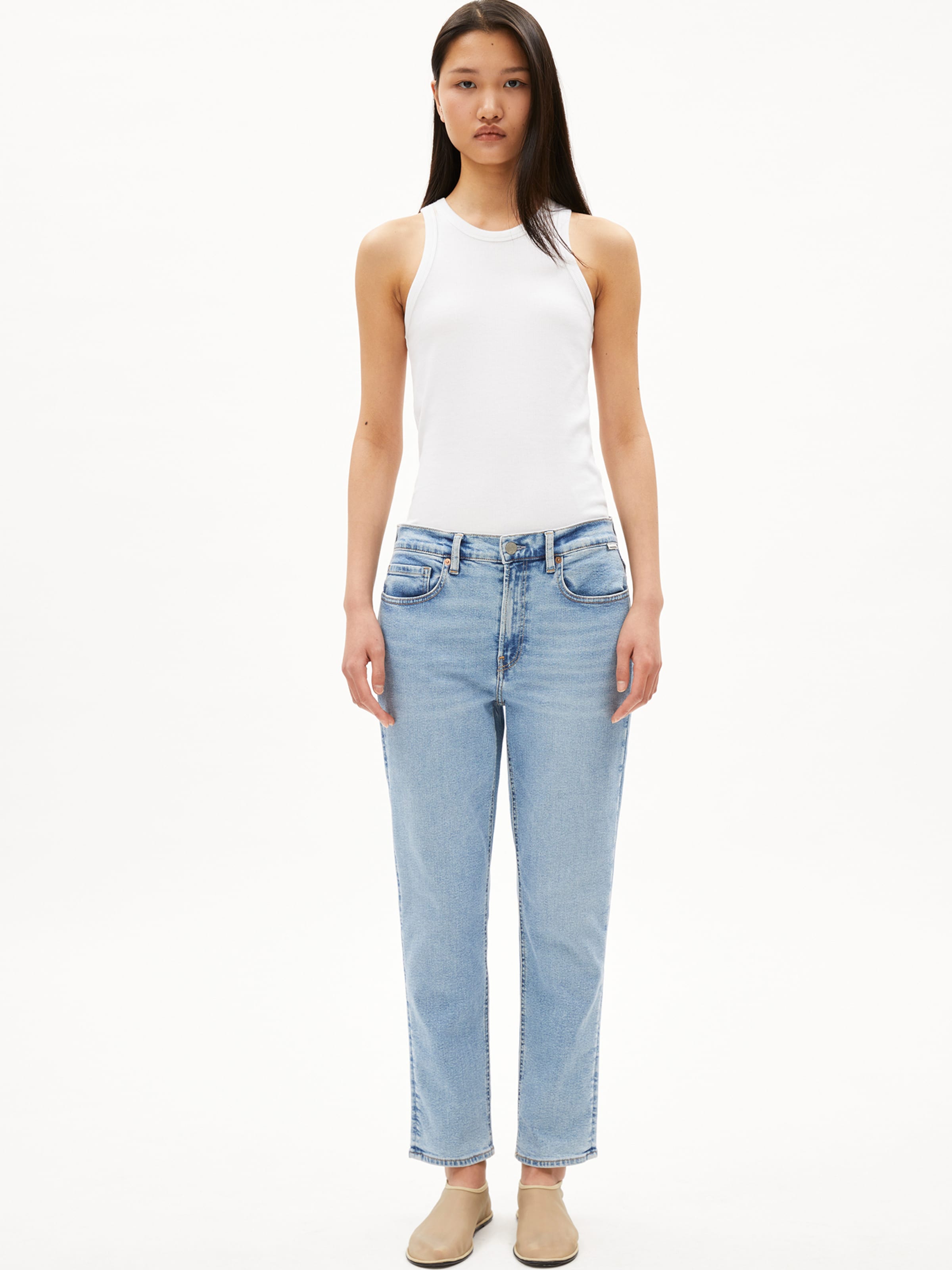 ARMEDANGELS Конический (Tapered) Джинсы в Синий: спереди