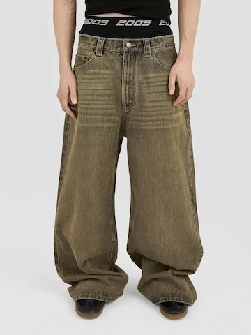 2005 Luźne Jeansy 'Ultra Baggy Fit Denim - Ash Brown' w kolorze brązowy: przód